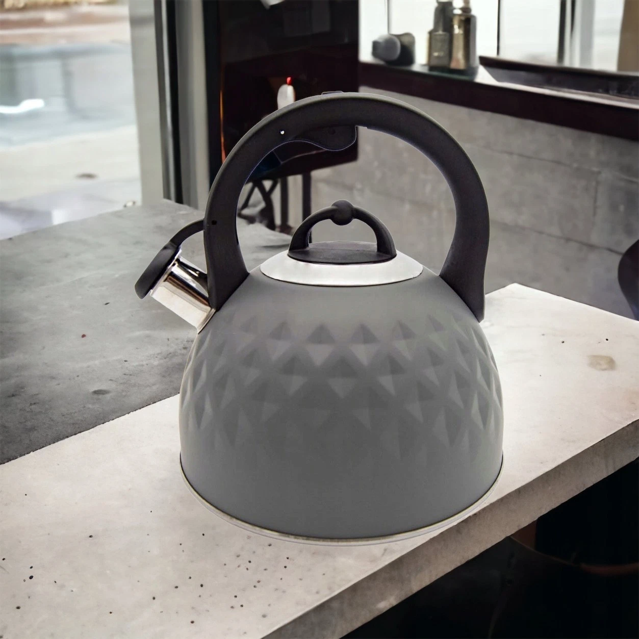 Meyerhoff 2.5L 3D Matte Whistling Kettle – Gas & Induction
Opens in a new window or tab
