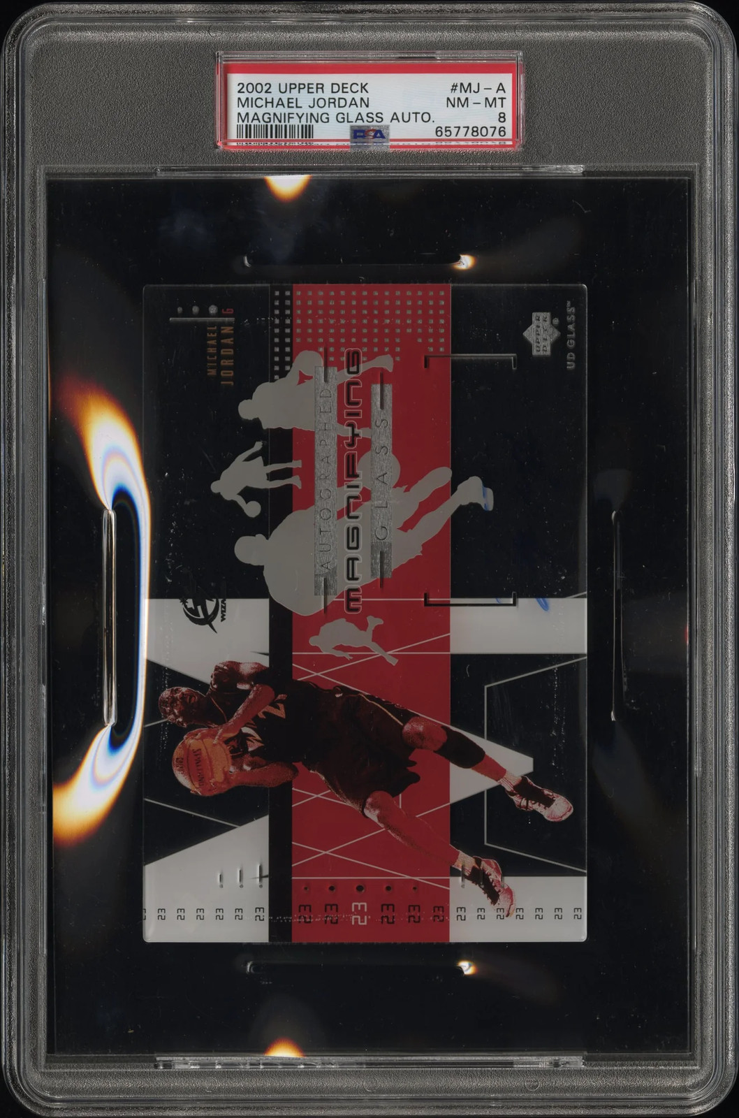 2002 Upper Deck Glass Magnifying Glass Autographs Michael Jordan #MJ-A Auto PSA view 3