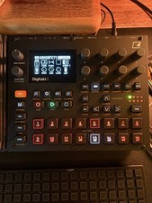 Elektron Digitakt 2 II campionatore digitale e sequenziatore drum machine - come nuovo
