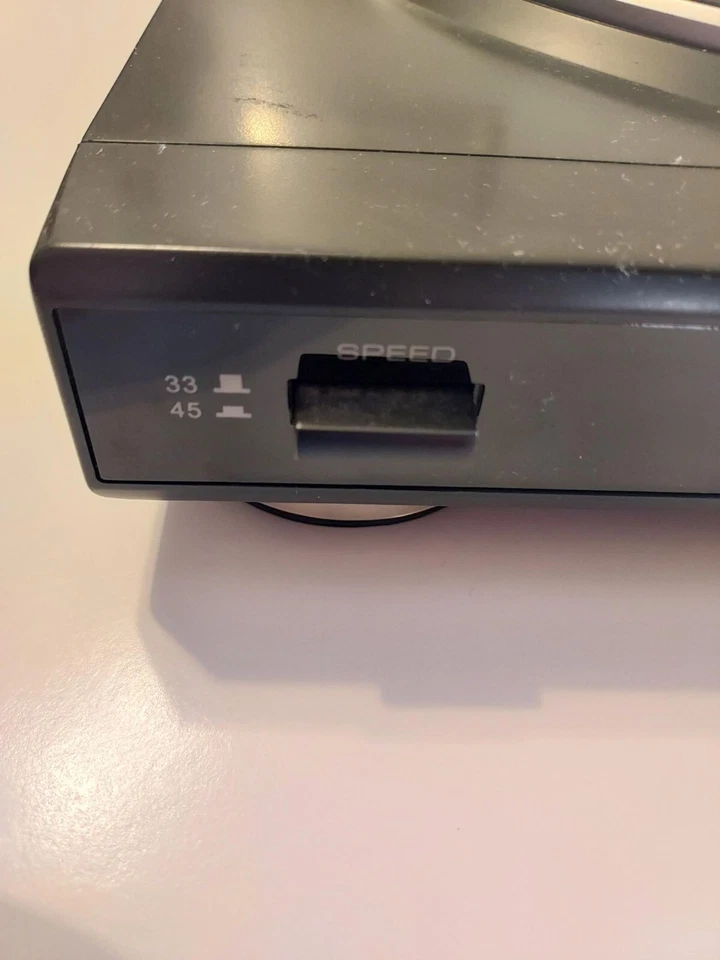 Tocadiscos Radio Shack totalmente automático funcionando más discos Beatles gratis 6 Foto 4 de 4