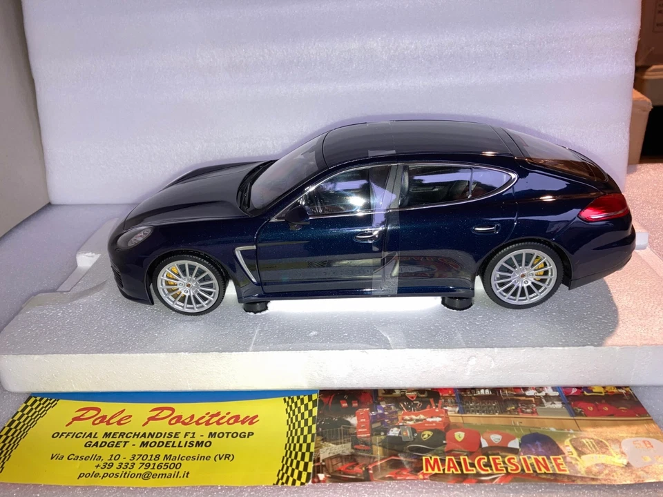 WAP0210120E MINICHAMPS DEALER 1:18 PORSCHE PANAMERA TURBO S 970 G1.2 BLUE MET. - Immagine 4 di 4