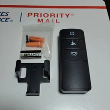 Hampton Bay 3-Speed Universal Ceiling Fan Remote Control 98130 TR220A w/ battery