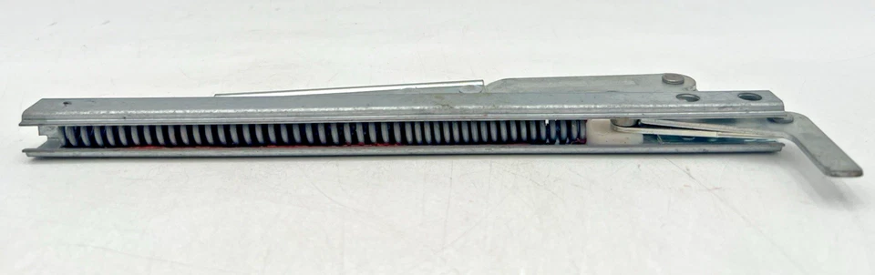 AMANA R0706010 DOOR HINGE LEFT SIDE MISSING SCREWS OEM GENUINE - Image 4 of 4