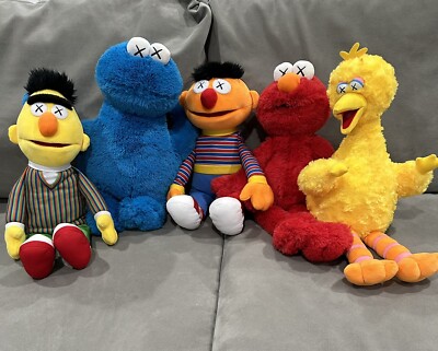 Uniqlo X Kaws Sesame Street Plush Set Limited Doll Collection Some New Some Used