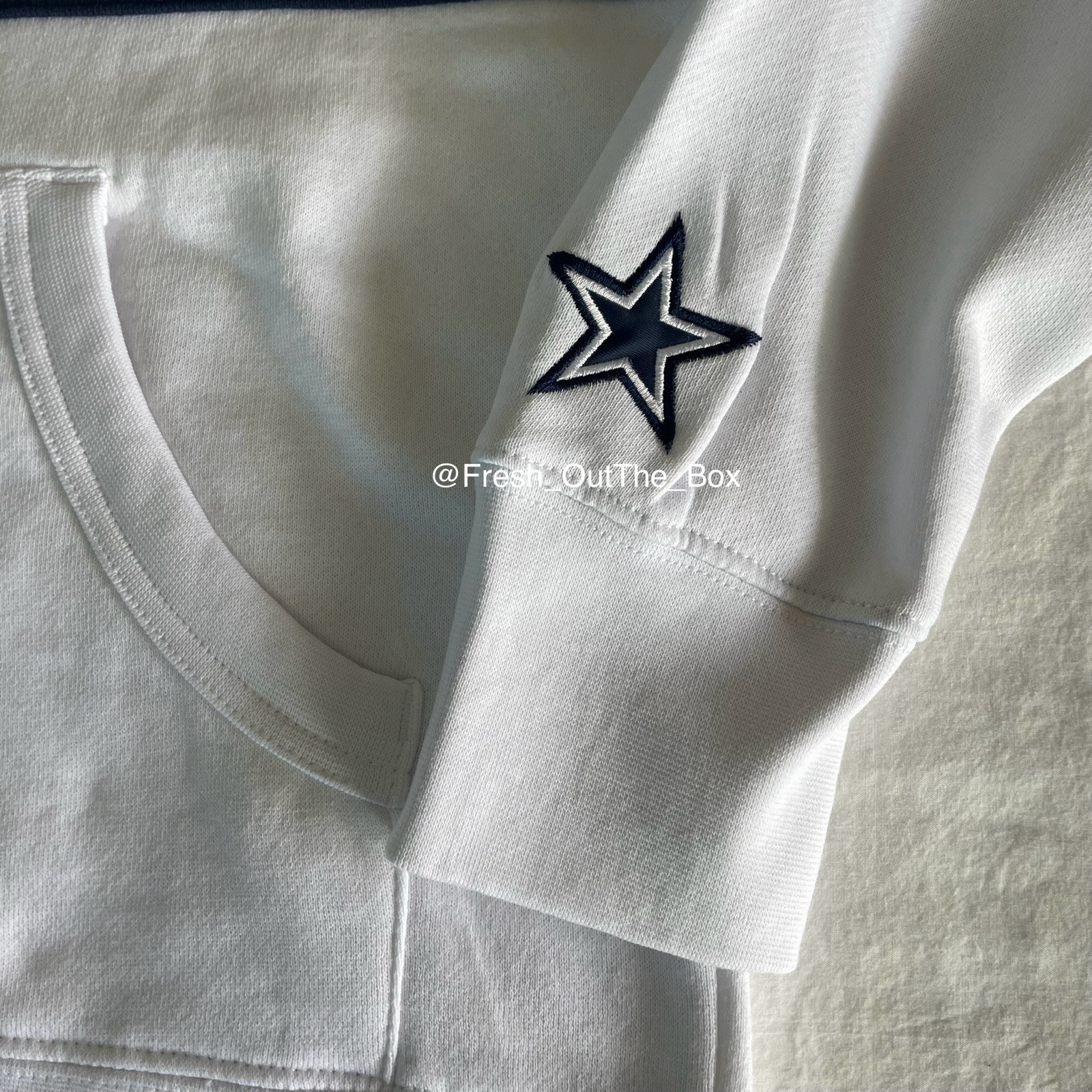 Mens Mitchell & Ness Dallas Cowboys NFL Head Coach Hoodie thumbnail 6