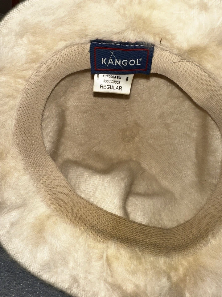Sombrero de cubo informal grande vintage de piel de angora difusa marfil Kangol Y2k años 80/90 Foto 3 de 4