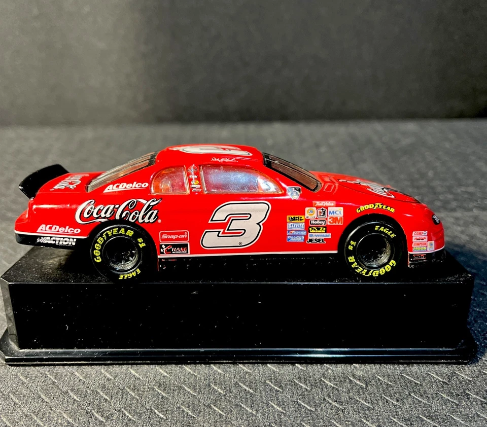 NASCAR 1998 Dale Earnhardt #3 coca~cola Monte Carlo Diecast COLLECTORS Car Vntg - Image 4 of 4