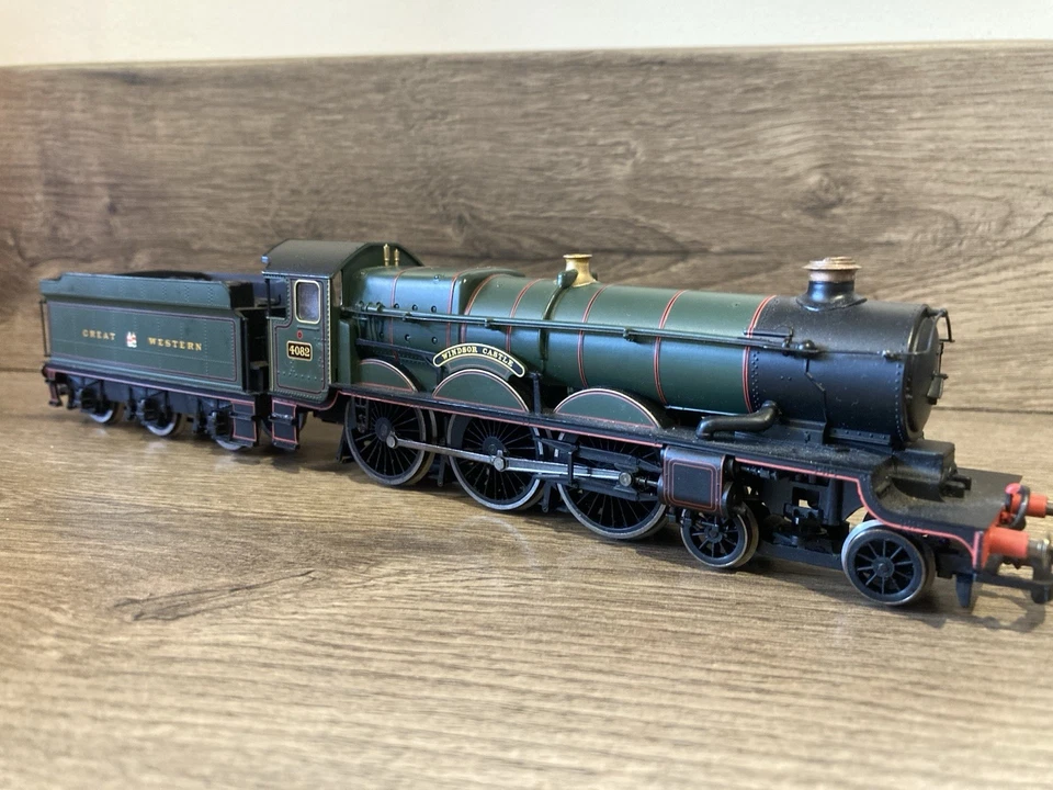 Hornby OO GWR 4-6-0 Windsor Castle 4082 DCC Fitted + Tested. Super Condition. - Image 4 of 4
