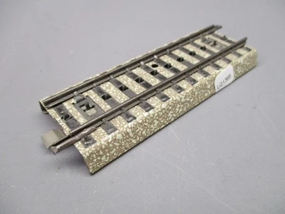 LQ1368 MARKLIN 5107 Train Ho 1/87 1 rail droit avec ballast 90 mm 1/2 - Photo 1/4