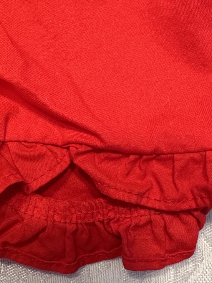 Conjunto de camiseta sin mangas y pantalones cortos ajustados fresa azul marino y rojo 2T Carters para niñas pequeñas Foto 4 de 4