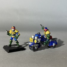 Citadel Miniature Figure - JD1 Judge Dredd & Lawmaster + Rider - Lead - Painted