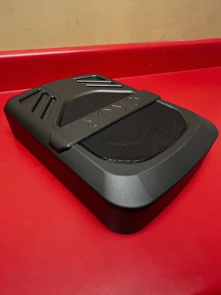 Subwoofer y amplificador OKUR/Db Drive de 10 pulgadas cerrado, 600 vatios, ¡BAJOS DE CALIDAD! Foto 3 de 4