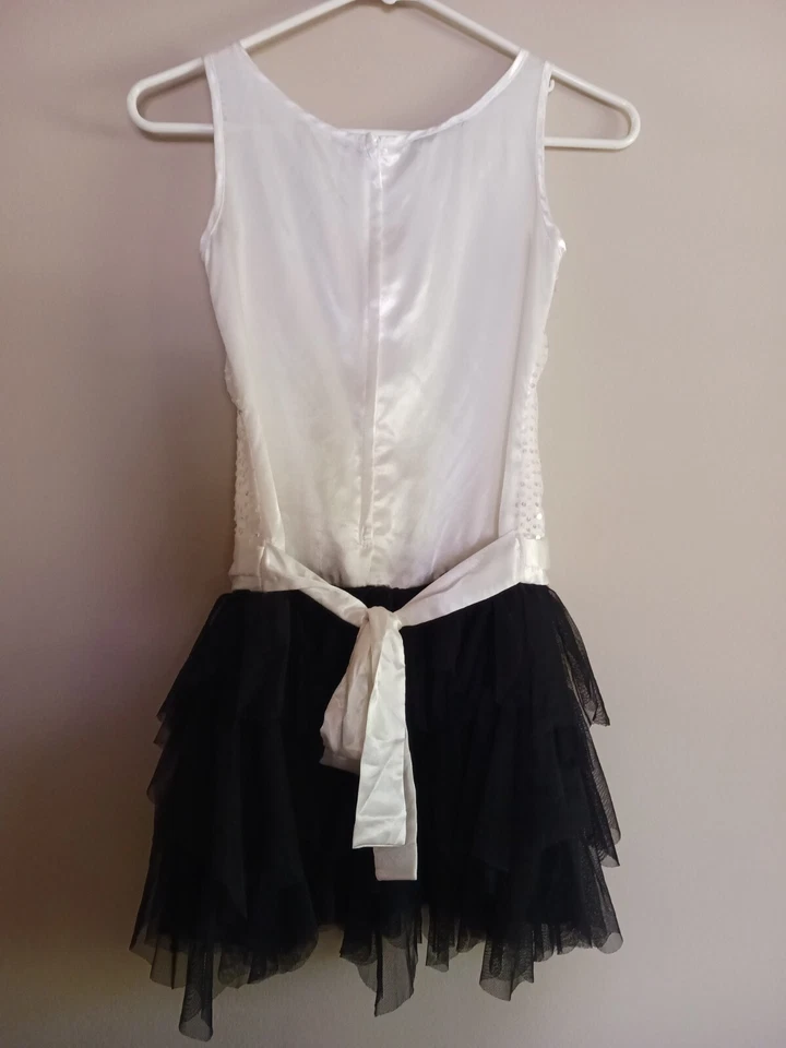 Niñas Elegante Vestido Bizcotti Blanco Lentejuelas Fluido Negro Tul Tutú Falda Talla 8 Foto 4 de 4