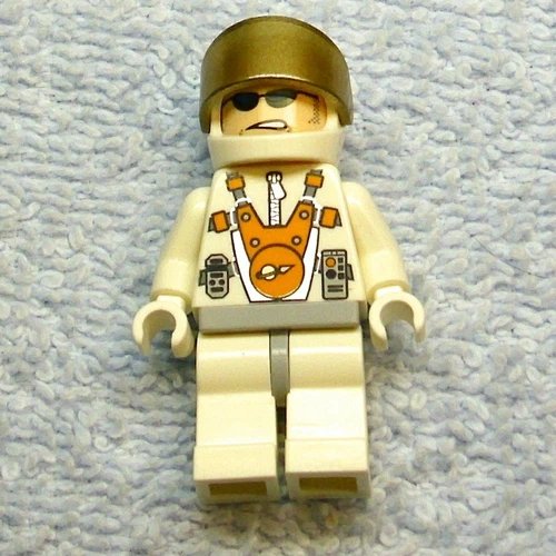 Lego Minifigure  Astronaut Mission To Mars  2007 Classic Set 7690 MINT & VINTAGE