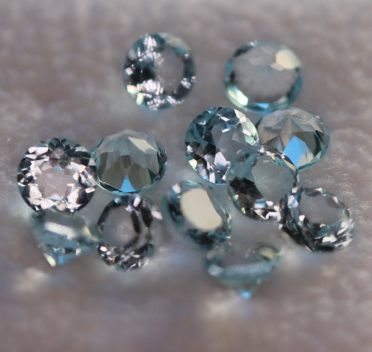 Topaze Bleue Naturelle - 1.48 Carat, Taille Poire, Non Traitée, Origine Brésil