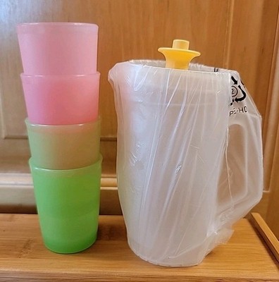 NEW Tupperware Kids Mini Tea Party Beverage Set Classic Pitcher 4 Tumblers NIP