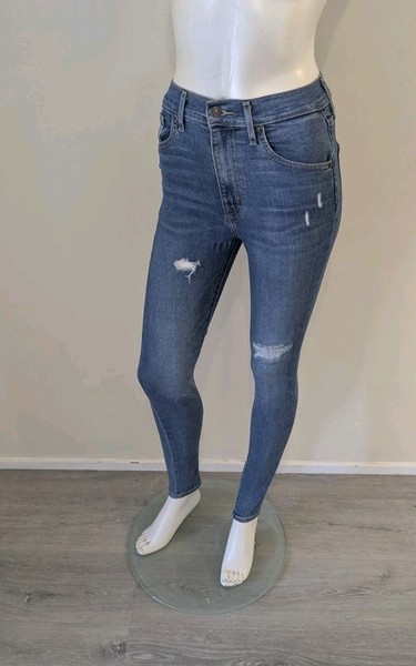 Ladies size 26 Mile High Super Skinny distressed jeans by Levi's.