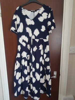 JD Williams Marine Maxikleid Ballkleid Tupfenmuster Gr. 14 UK 100 % Viskose