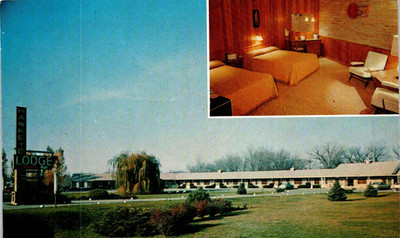 Iowa City, Iowa - The Hawkeye Lodge Luxury Motel - in 1950s