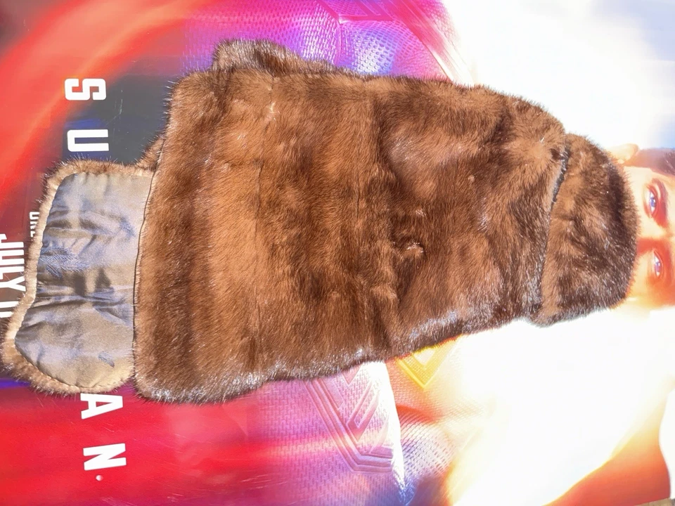 Vintage Genuine Mink Fur Stole Wrap – Monogrammed Lining Classic Old Hollywood - Image 2 of 4