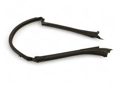 MERCEDES-BENZ SL R231 Vorderes rechtes T&uuml;rdichtungsgummi A2317200078 33459997