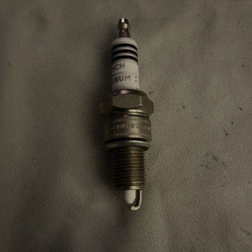 Spark Plug Bosch 4237 Set Of 4 - 第 5/5 張圖片