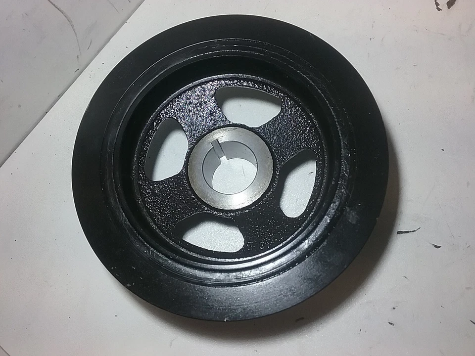 Equilibrador armónico Mitsubishi Outlander 2013-2016 2,0 L 4 cilindros Foto 2 de 4