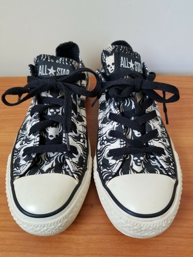 converse shoes devil