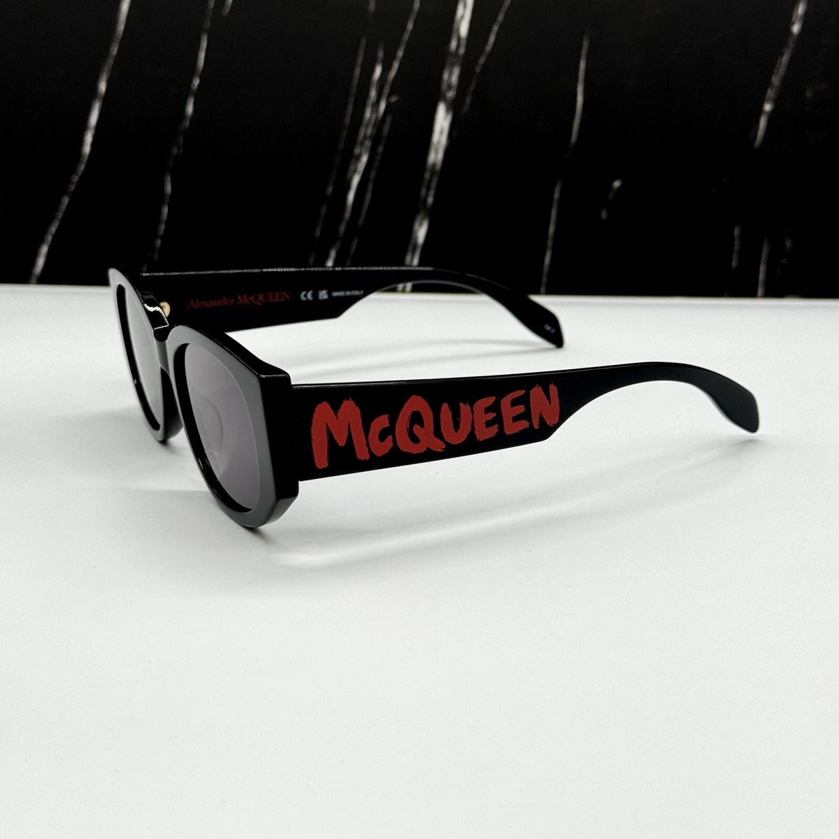 NEW AM0330S 002 ALEXANDER MCQUEEN BLACK OVAL WOMEN  display picture 1