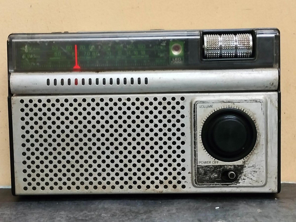 National Panasonic R 234 R Shortwave Radio Fully working