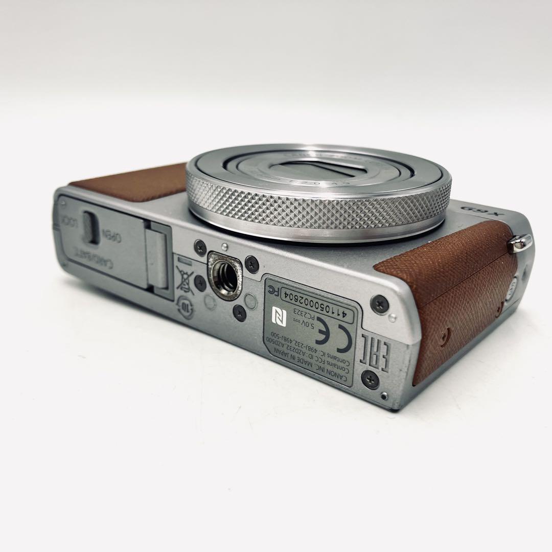 Canon PowerShot G9X Mark II (1717C004) 1'' 20.1 MP f/2 Digital