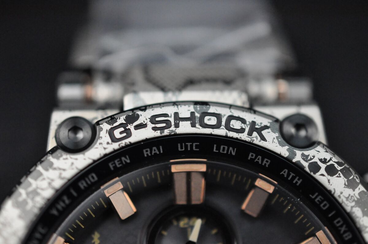 Limited Edition Casio G-Shock MT-G Love The Sea And The Limited Edition Casio G-Shock MT-G Love The Sea And The