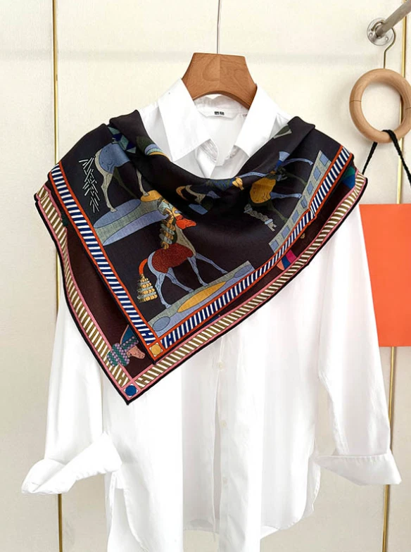 70% Cashmere 30% Silk 2 Face Solid color horse Print Scarf Shawl Wrap 65X65cm  - Image 3 of 4