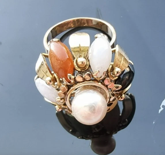 ANILLO FLOR JADEÍTA Y PERLA MULTICOLOR ORO AMARILLO 14K TALLA 6,75, 9,5 GRAMOS Foto 3 de 4