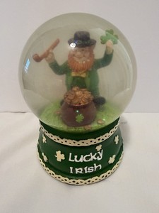 St Patricks Day Snow Globe Music Box Decor Target 2005