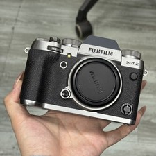 95 New Fujifilm X-T2 XT2 Silver 24.3MP Digital Mirrorless Camera W/Charger