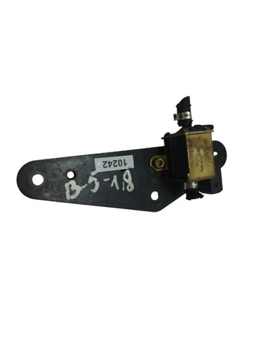 Volkswagen PASSAT B5 1998 Benzin 110kW Turbolader Druckwandler Magnetventil