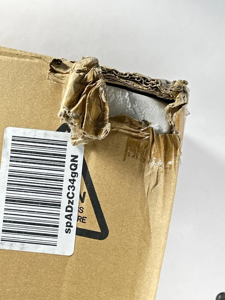 NZXT H7 Flow 2024 - Mid-Tower ATX Airflow Case -Black DAMAGED PACKAGING - Image 3 of 4