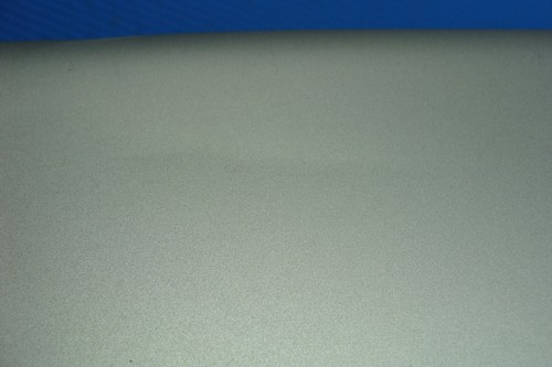 MacBook Pro A1286 2009 MC118LL/A 15" Genuine Glossy LCD Screen Assembly 661-5215 - Picture 7 of 8