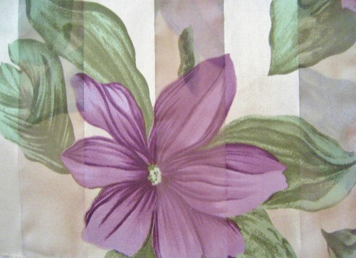 "Sciarpa lunga a righe chiffon & raso con viola clematide grigio chiaro 13,5 x 59" - Foto 4 di 13