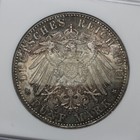 Foto 4 di 5
