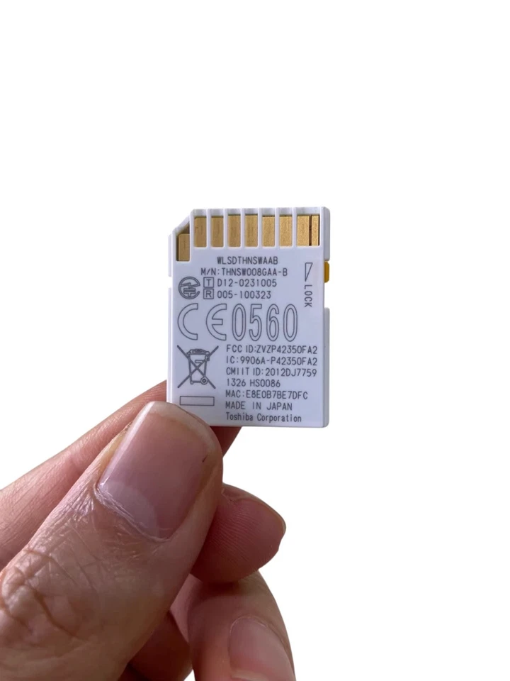 Used Toshiba FlashAir 8GB Wireless LAN Wi-Fi SD Card SDHC Class 10 W-02 - Image 3 of 4