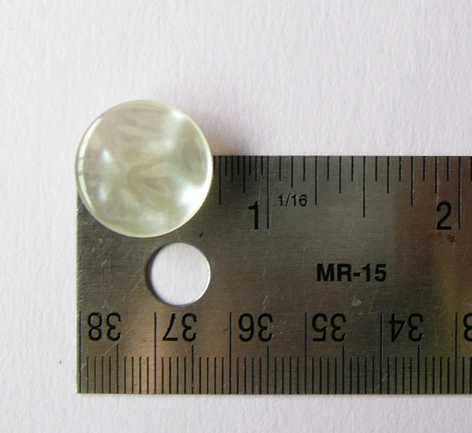 4 Off-White Pearly Shank Buttons Vintage Jacket Crafts 11/16" 17mm - Image 3 of 4