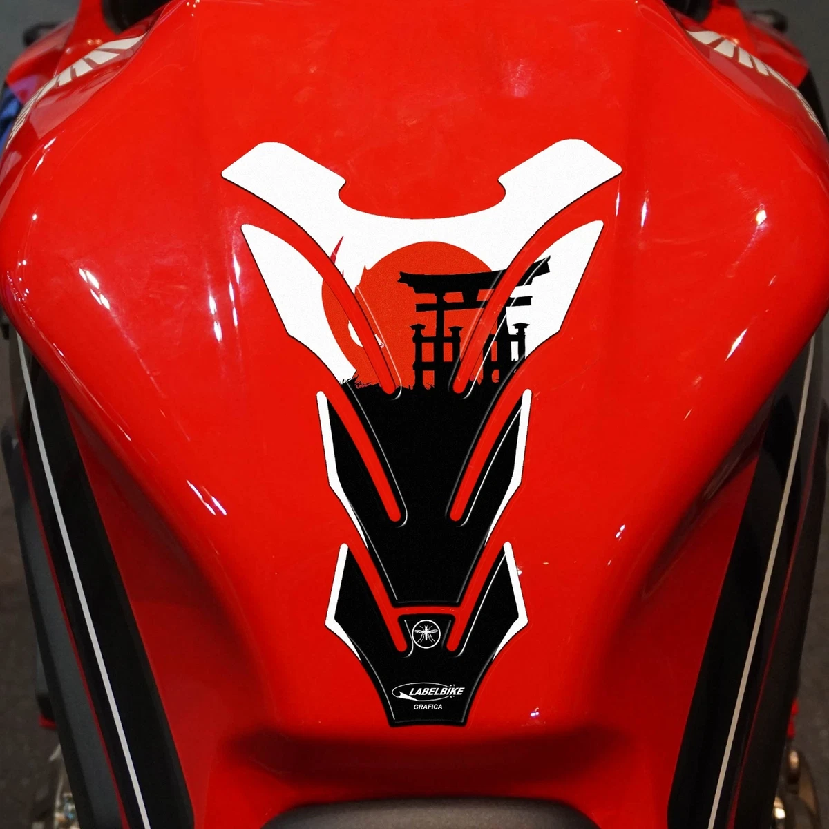 Yamaha r15 tank pad sale