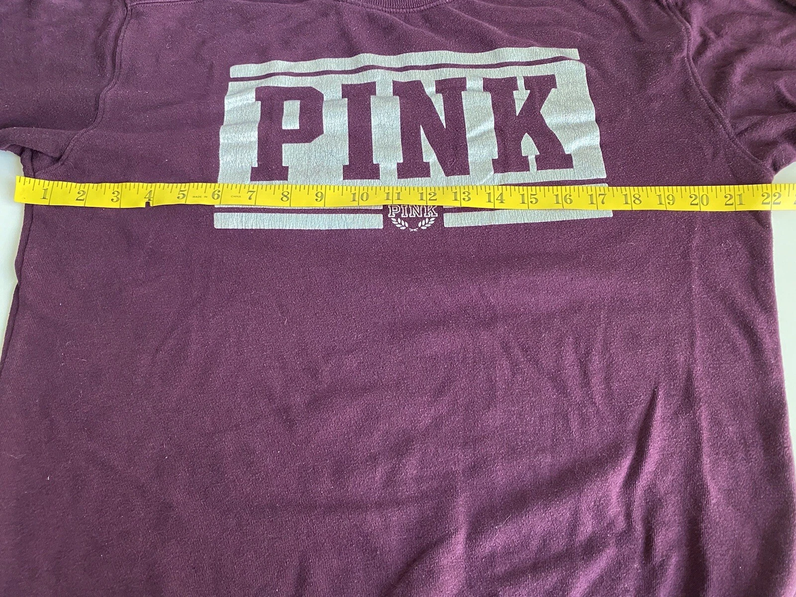 victoria-secret-vs pullover crewneck long sleeve sweatshirt