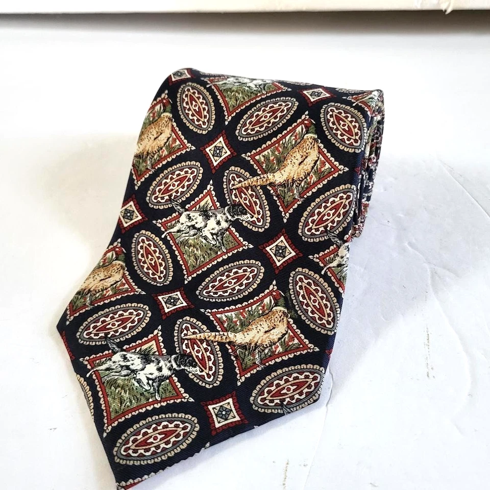 Ducks Unlimited Men's Tie Bird Dog Hunting Silk Necktie USA Paisley Diamond 55.5 - Image 2 of 4