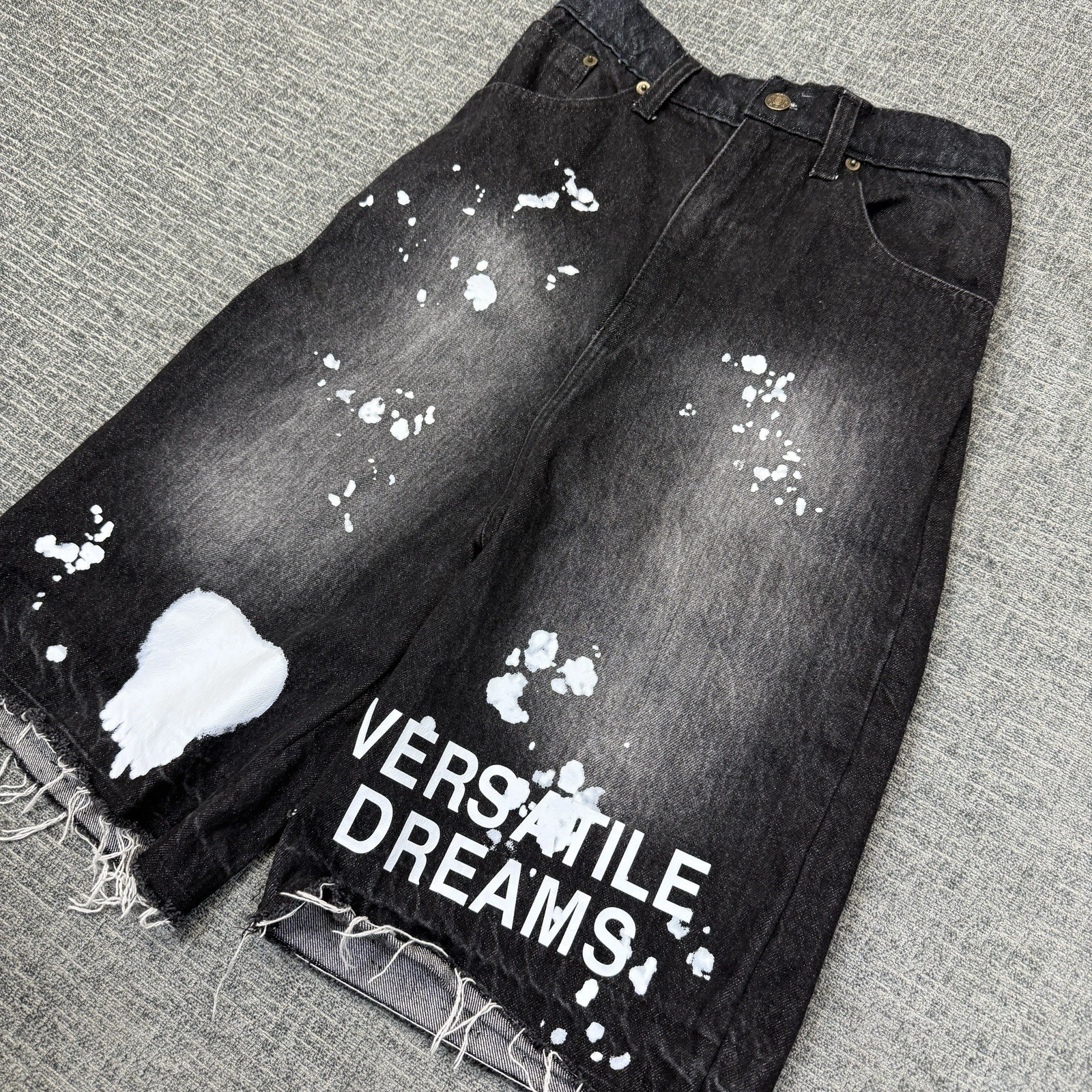Versatile Dreams Shorts Men’s 26 Baggy Denim Black Paint Splatter Graphic