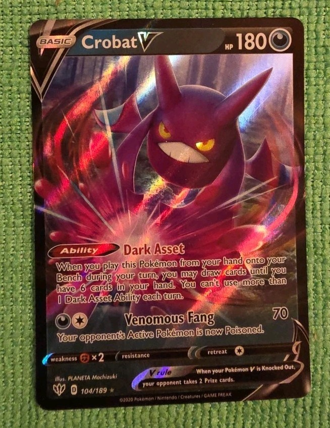 2020 Pokemon, Darkness Ablaze, #104/189 Crobat V, Holo Ultra Rare