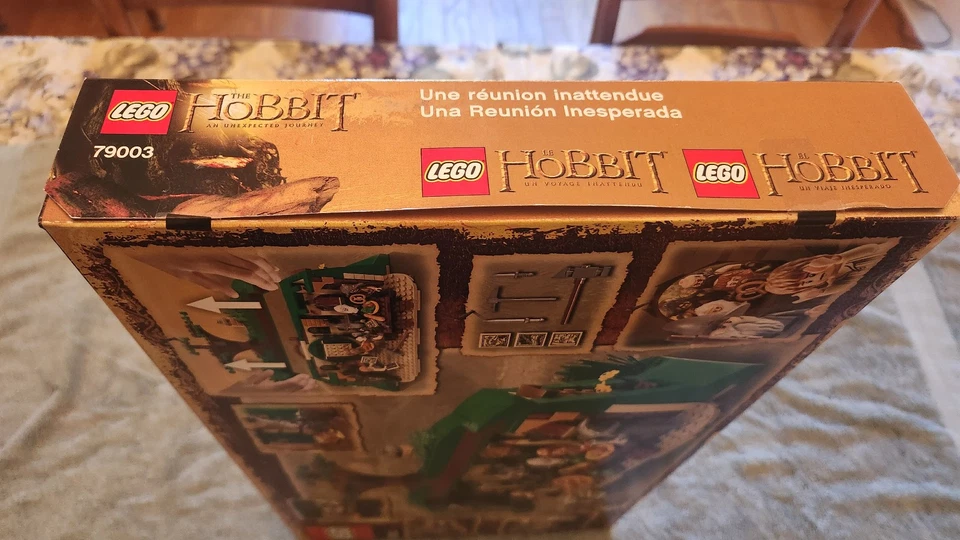RARE LEGO 79003 ~ An Unexpected Gathering ~ 100% Complete w/ Box, Manual RETIRED - Image 2 of 4