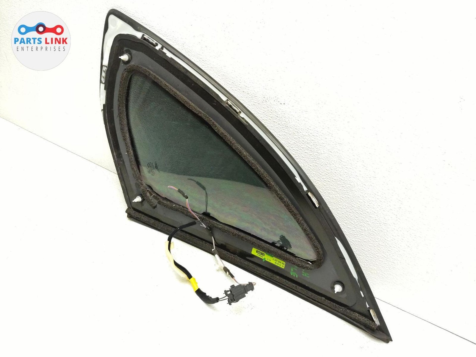 Bentley Bentayga 2016-2020 Rear Left Quarter glass